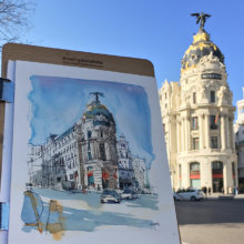 Edificio-Metrolopis-drawing-on-the-road