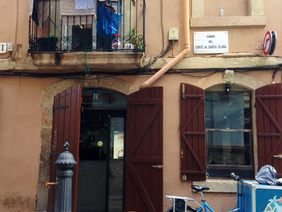 La-Barceloneta-Balcony-drawing-Barcelona-watercolor-print